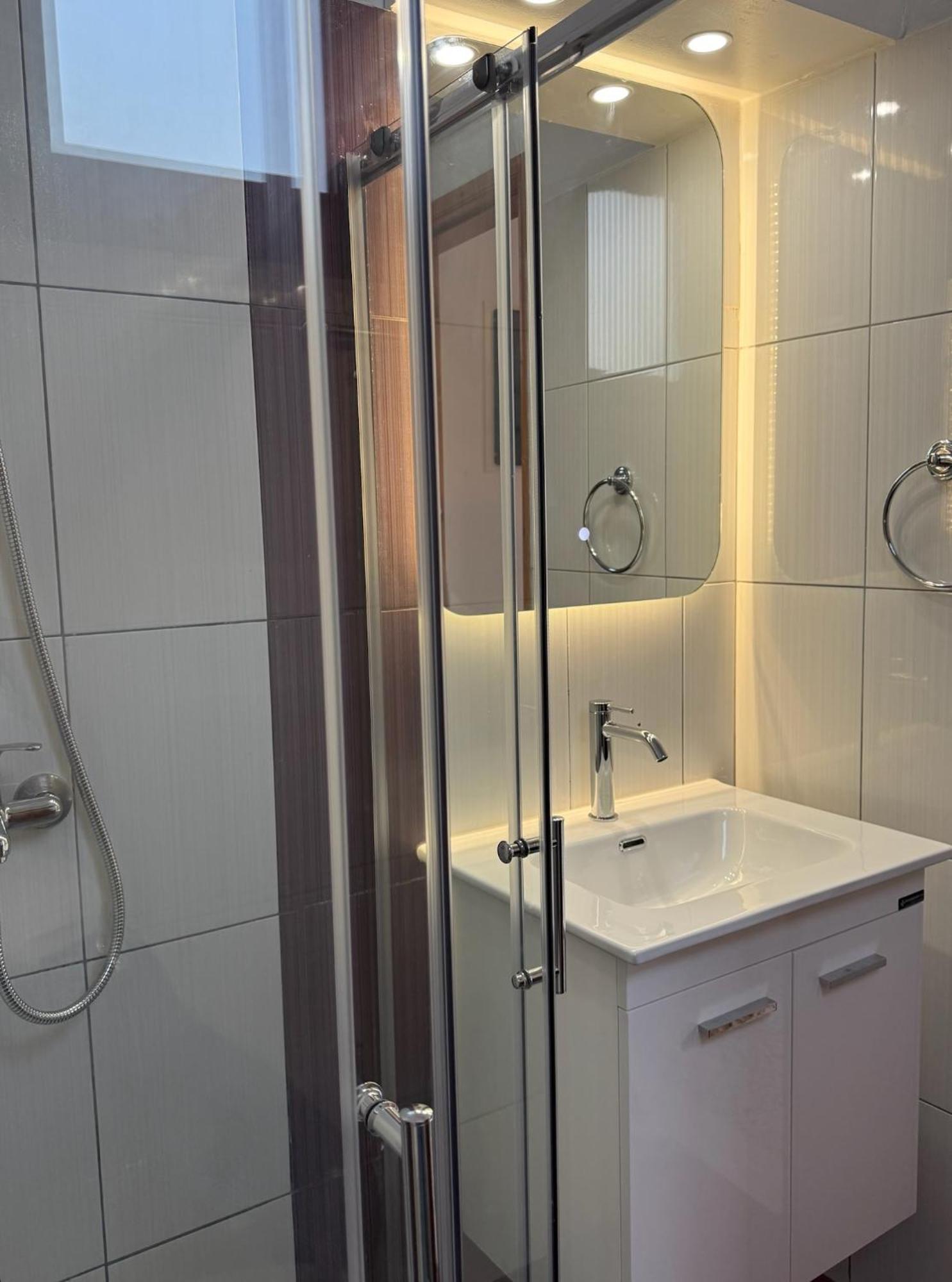 Sarris Studios & Apartments Линдос Экстерьер фото