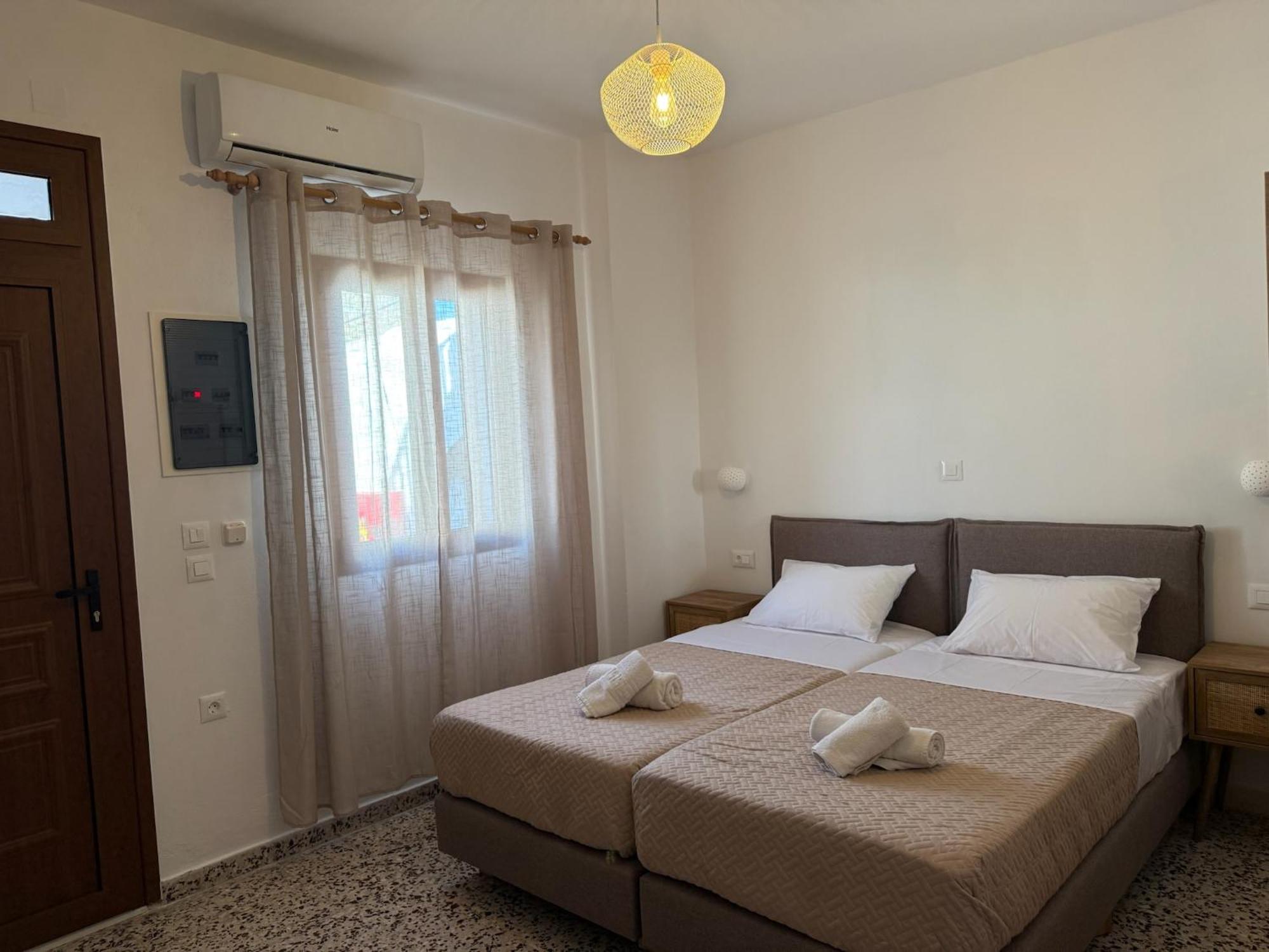 Sarris Studios & Apartments Линдос Экстерьер фото